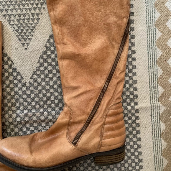 Steve Madden Abby Boot - Picture 3 of 9